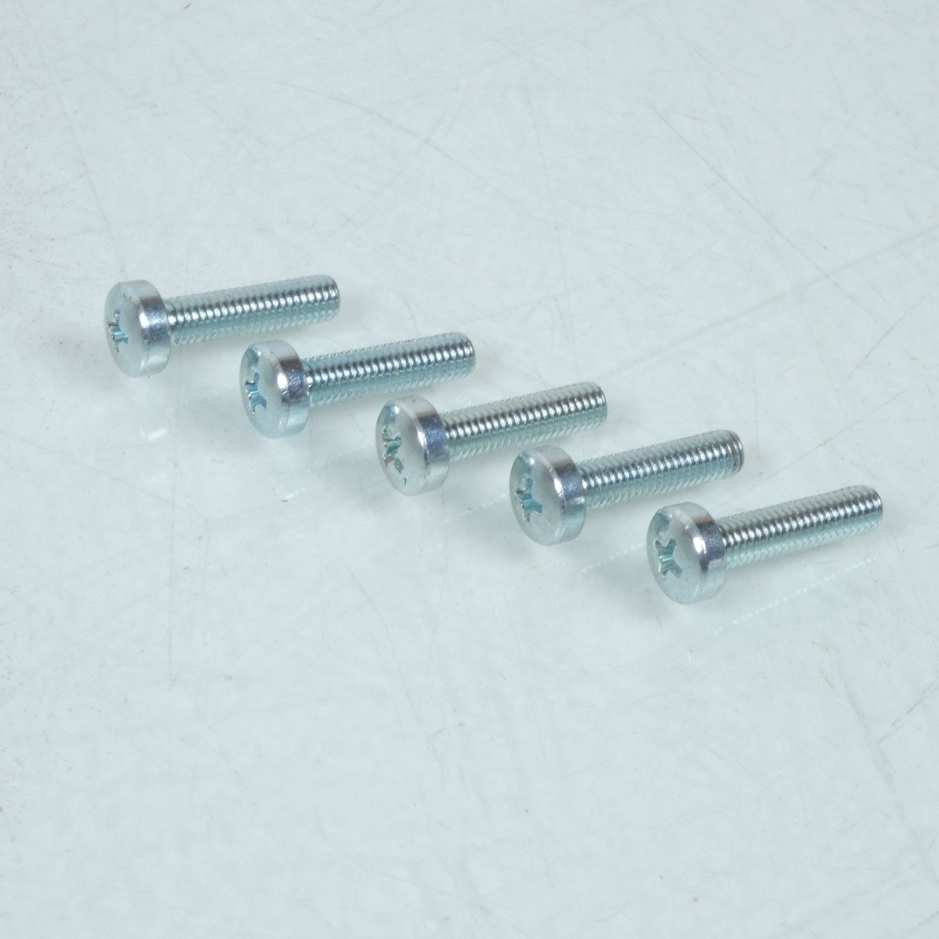 Visserie origine pour Moto Rieju 50 RS2 Neuf