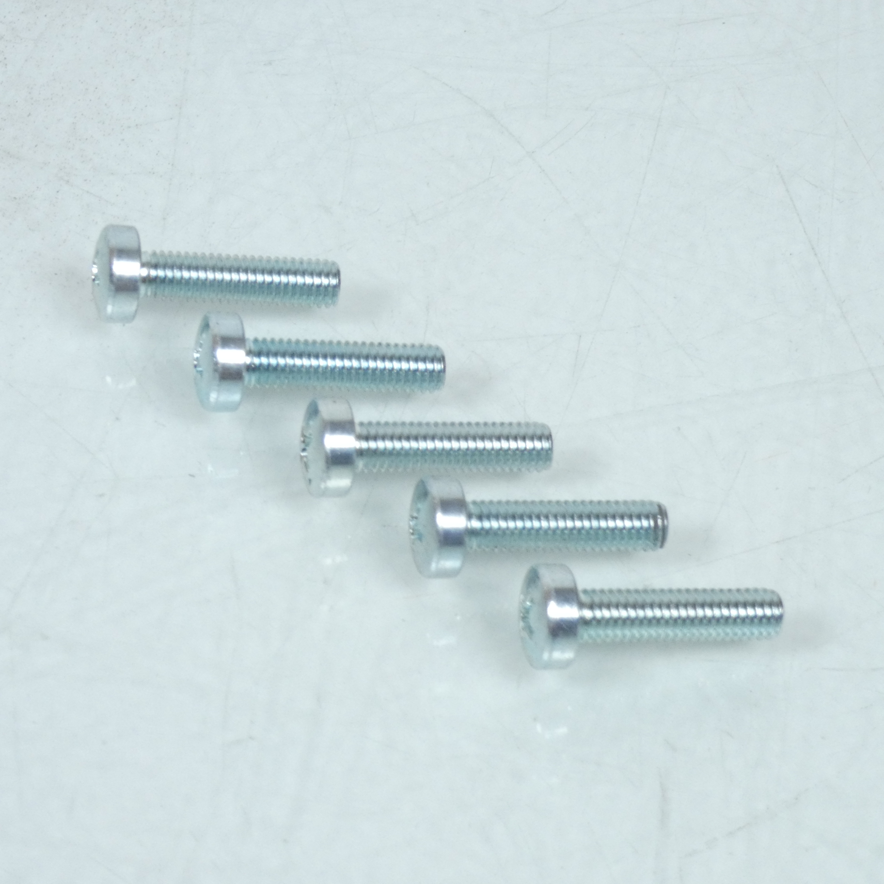 Visserie origine pour Moto Rieju 50 RS2 Neuf
