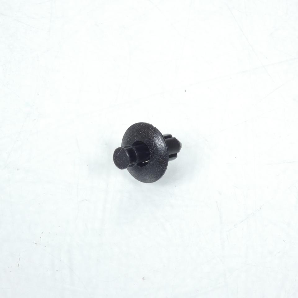 Clips carrosserie 7.6mm pour scooter Suzuki 250 Burgman 2001-03 09409-08308-5ES