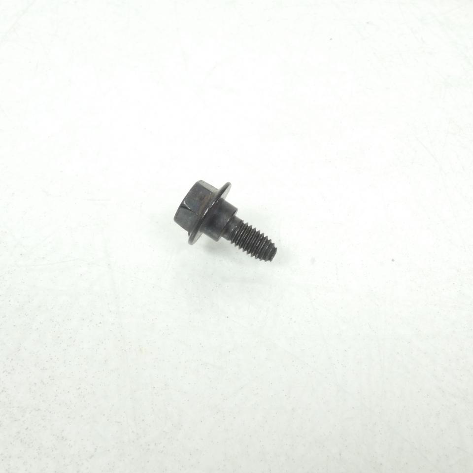 Vis épaulée M6 100 16mm 749537 pour scooter Peugeot 50 TKR 2 2006-2007 Neuf