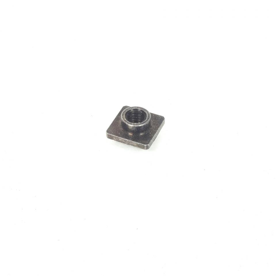 Visserie pour Peugeot Kisbee 2T