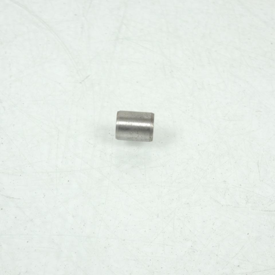 Pion centrage de pompe à huile pour scooter Peugeot 50 DJANGO 779658 6x8x10 Neuf