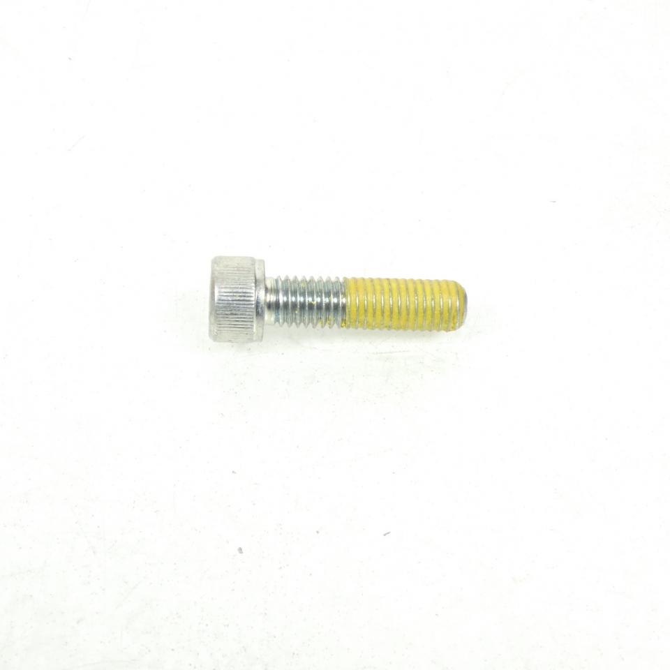Vis BTR M8 pas 1.25 L30mm pour moto Kawasaki 650 Kle Versys 921540440 Neuf