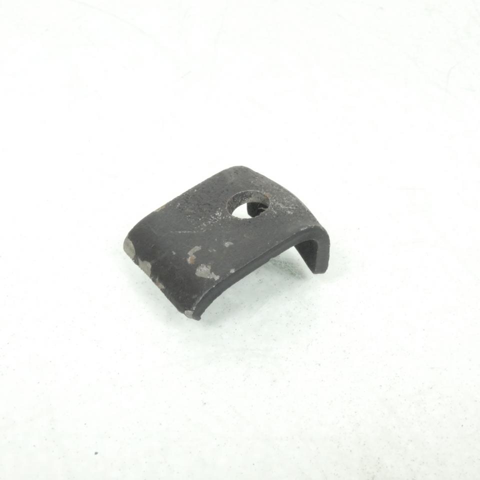 Patte AR de selle pour deux roues moto scooter cyclo Peugeot 063117N Neuf