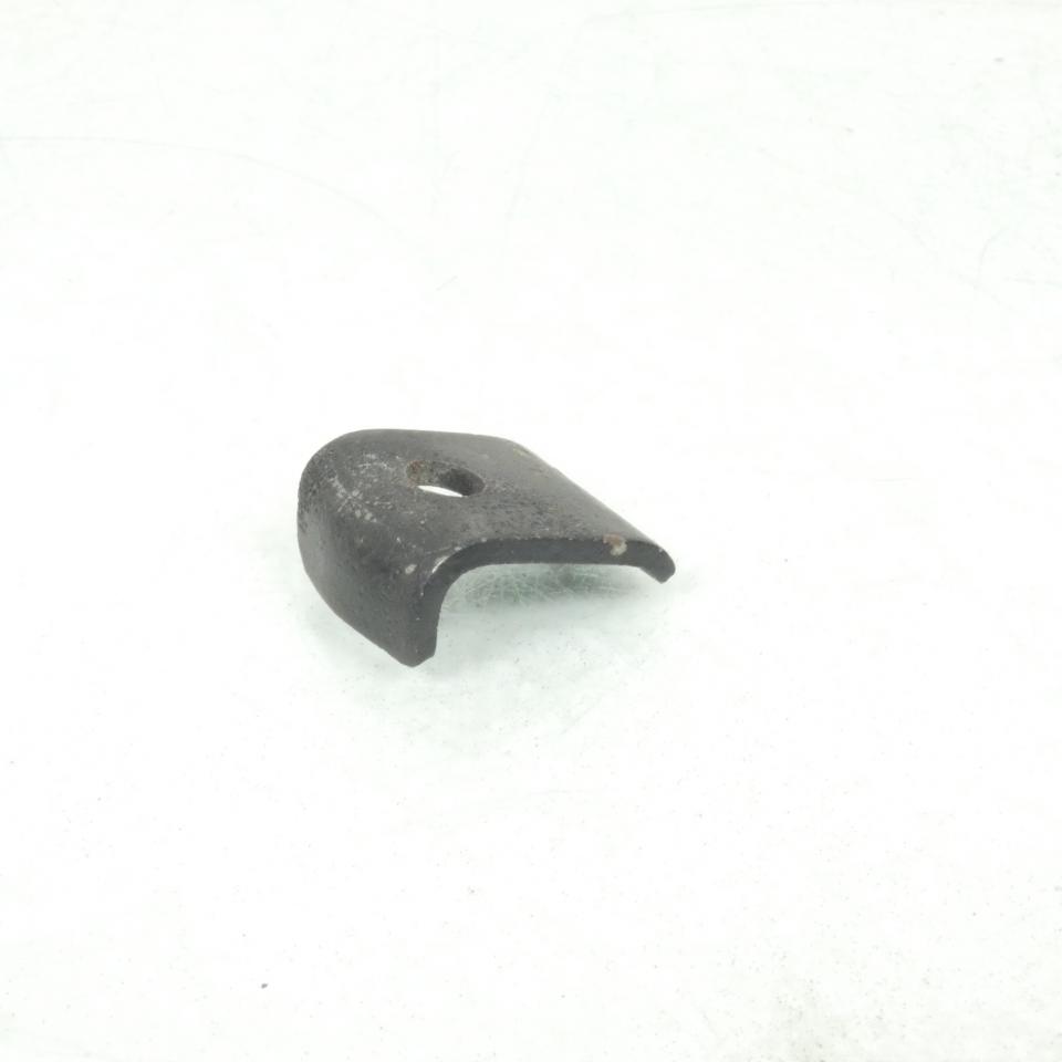 Patte AR de selle pour deux roues moto scooter cyclo Peugeot 063117N Neuf