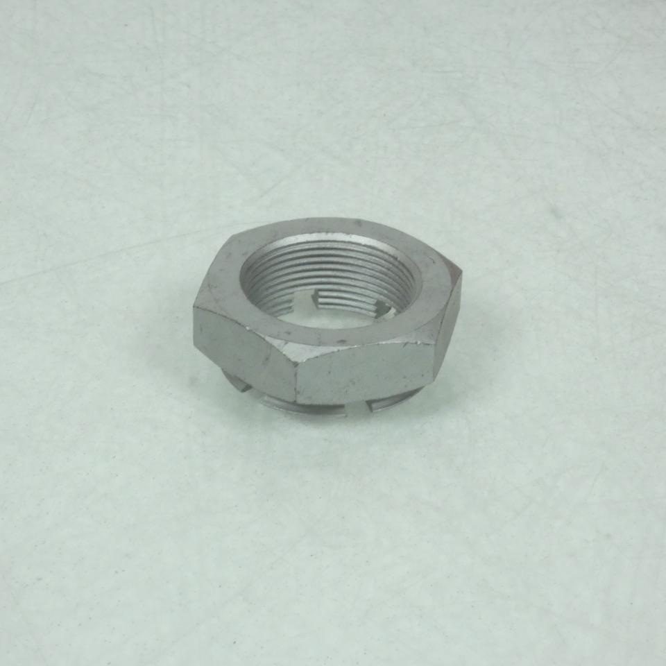 Écrou crénelé axe roue AR pour moto Aprilia 50 AF1 Futura AP8152157 M26x1.25