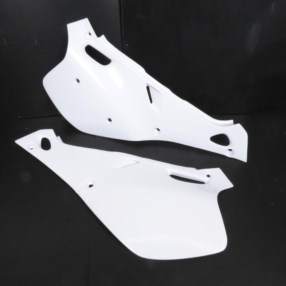 Kit carénage UFO pour Moto Yamaha 250 YZ 1993 à 1995 YAKIT295999 / blanc 5 pièces Neuf