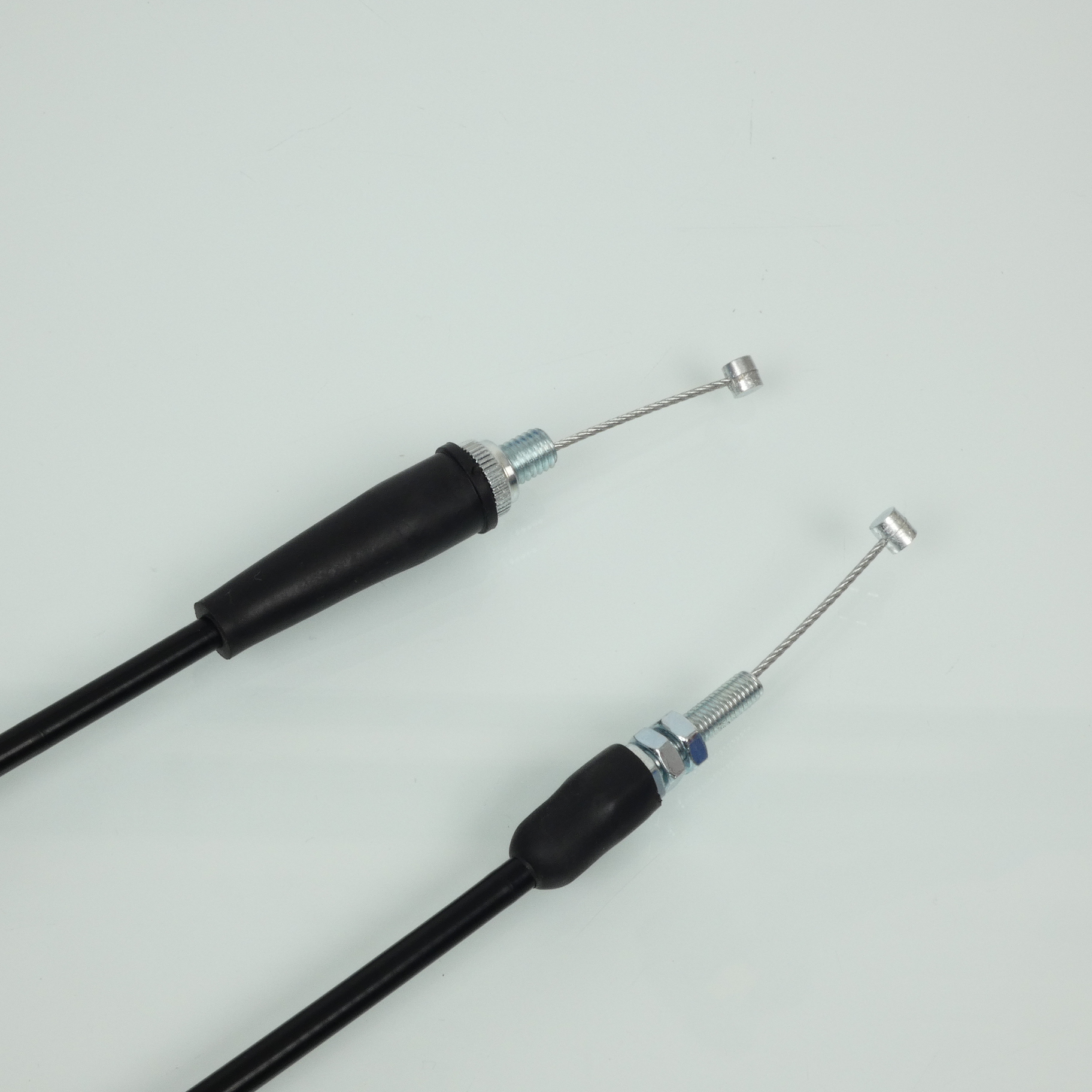 Câble d'accélérateur Teknix pour Moto Ducati 400 Supersport 1993 à 1995 76cm / 66cm Neuf