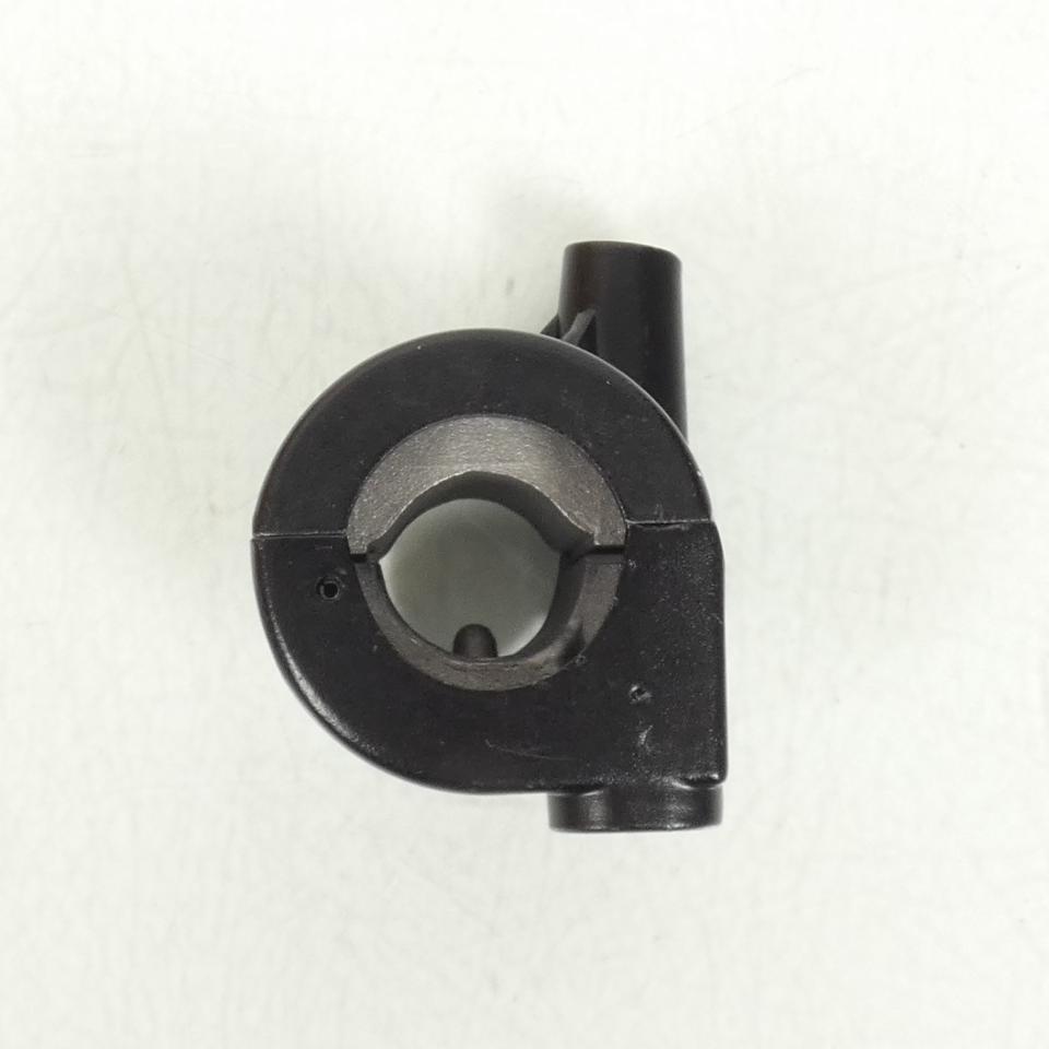 Cocotte droite pour scooter PGO 50 Comet E15420100001 M8 pas 125 inversé Neuf