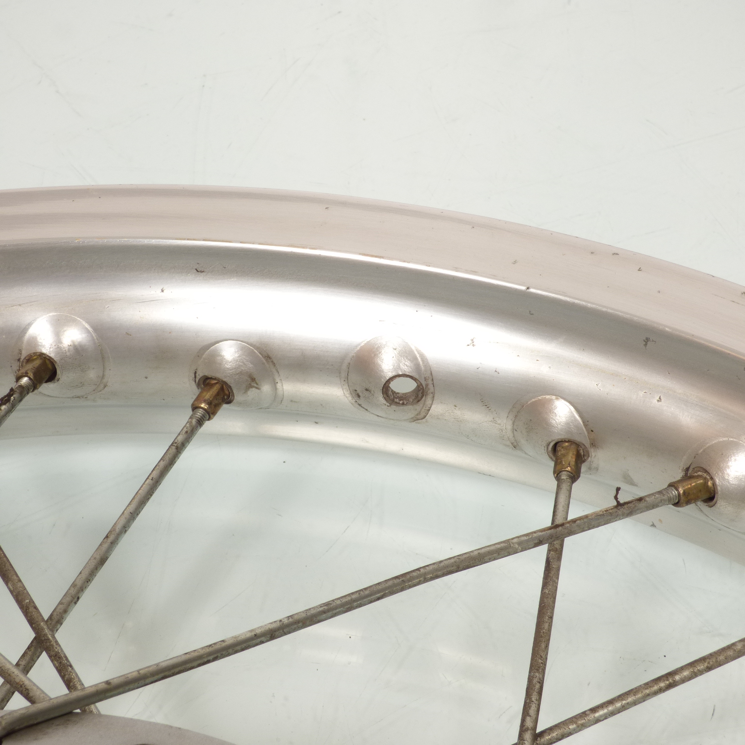 Jante arrière Takasago J18x1.85 à rayin pour moto Occasion