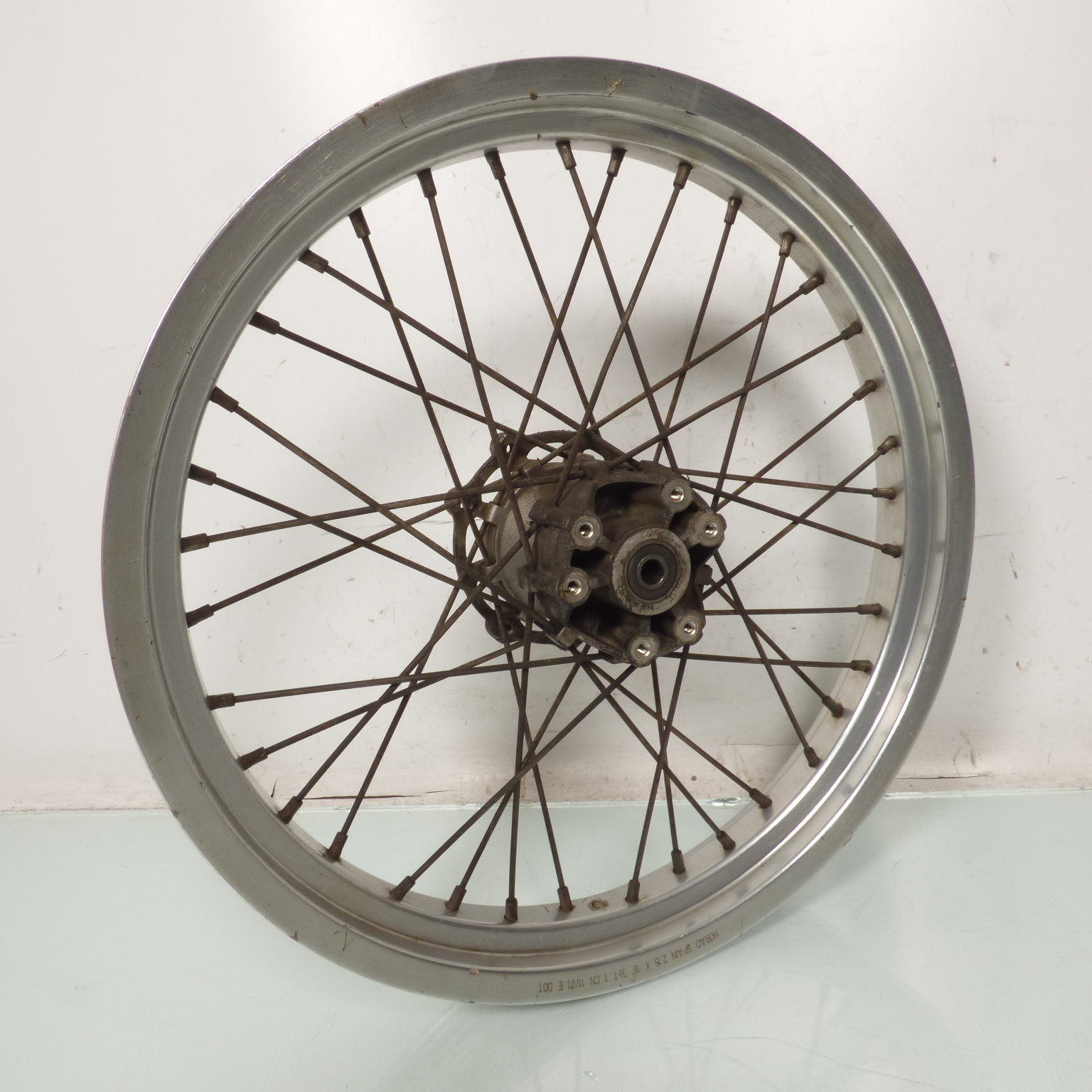 Jante arrière origine pour moto Suzuki 50 RMX 1999 à 2001 2.15x18 36T Occasion