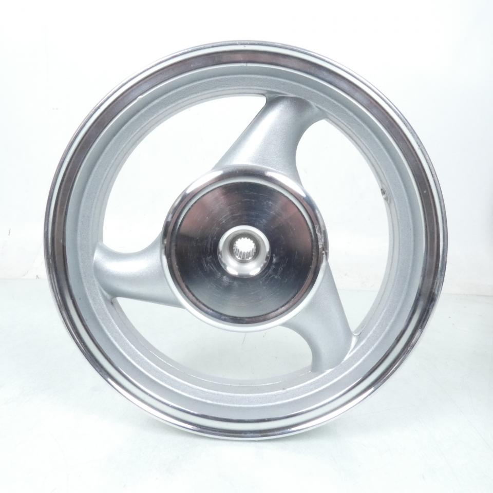 Jante arrière pour scooter Yiying 50 TI31-150100 MT2.5x12 XY Neuf en destockage