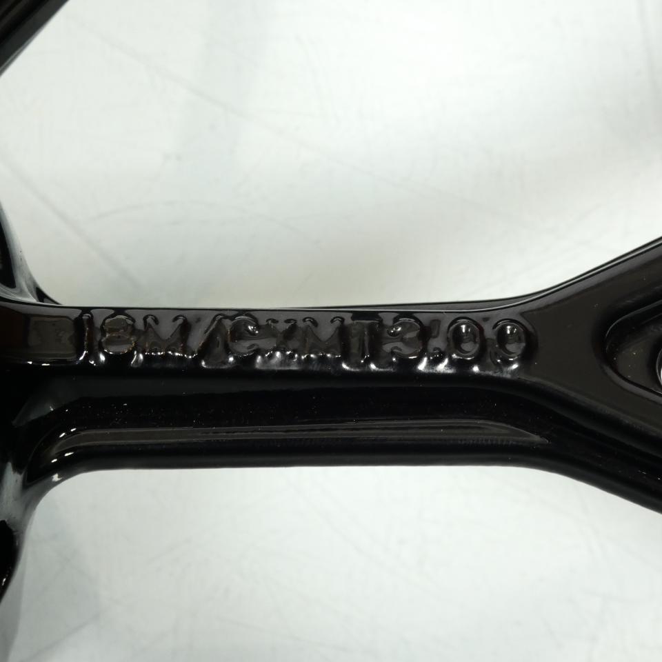 Jante avant origine pour moto Ducati 800 Scrambler 7K00AA 18x3.00 Occasion