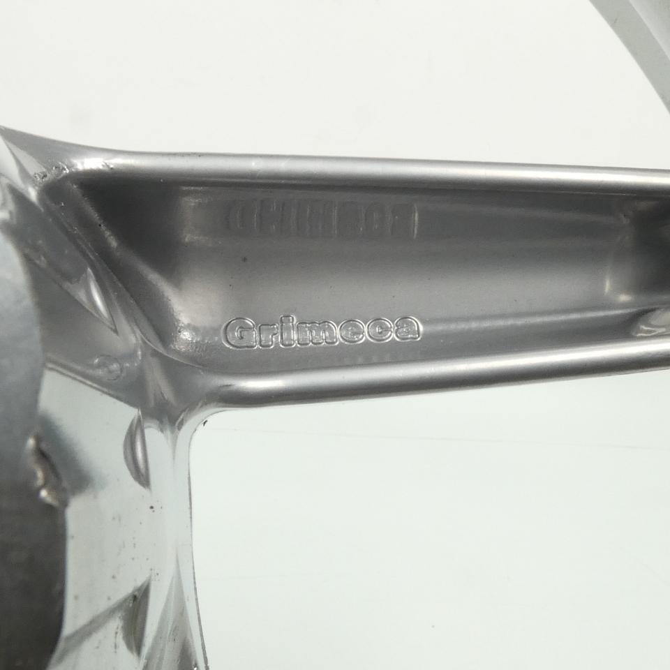 Jante avant Grimeca pour scooter Aprilia 125 Leonardo 1999 à 2001 AP8108705 Neuf