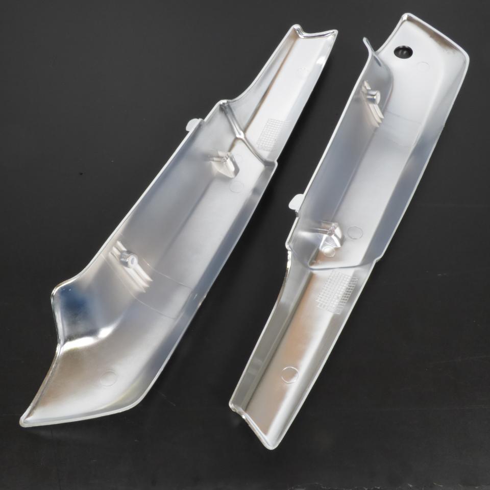 Paire de cache latéraux chromé pour mobylette Peugeot 103 MVL marqué PEUGEOT MVL