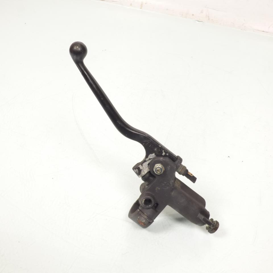 Maître cylindre frein avant AJP pour scooter Peugeot 125 Elyseo 1999 à 2004