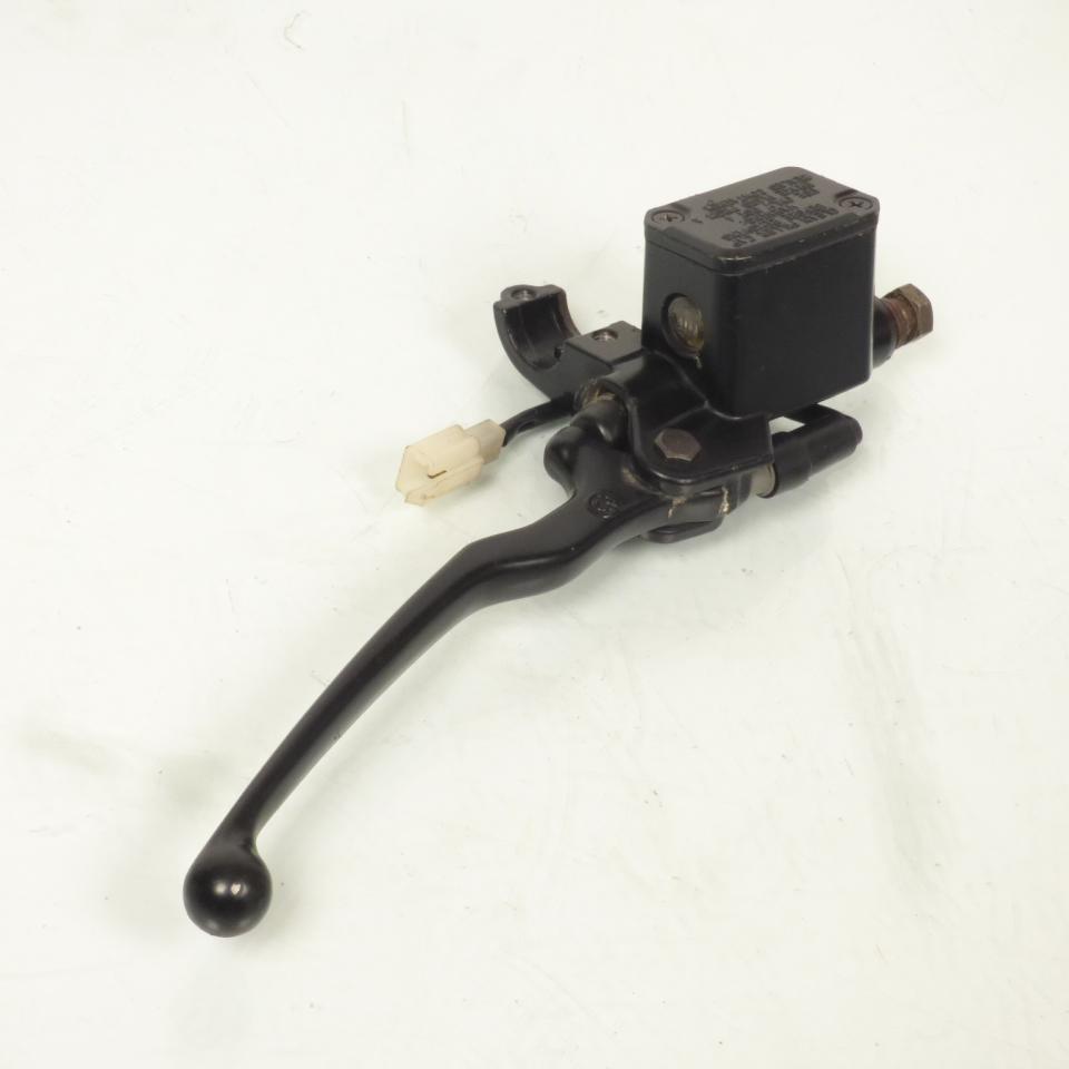 Maître cylindre de frein avant pour scooter Yamaha 300 Versity Brembo 10.8327 Occasion