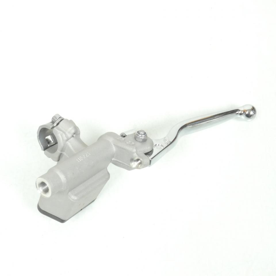 Maître cylindre frein AV AJP pour scooter Peugeot 125 Satelis 2006 à 2011 767720