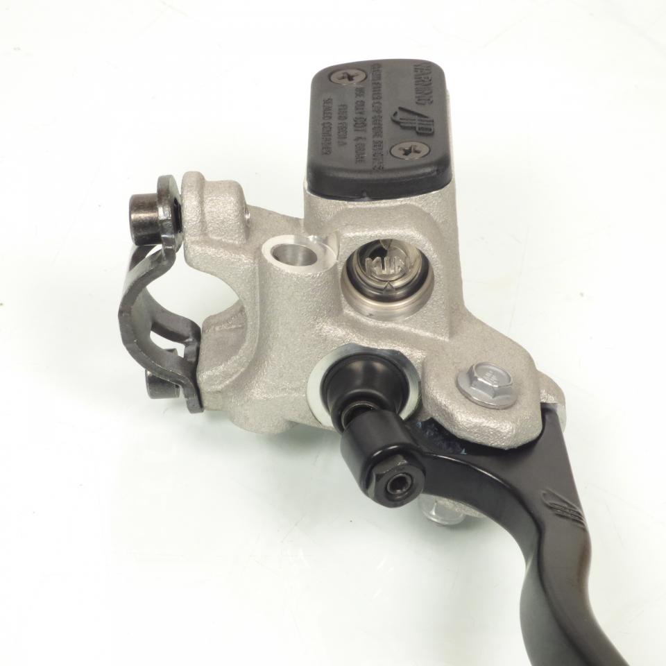 Maître cylindre frein avant AJP pour scooter Derbi 50 Atlantis 2004-006 00G02102083