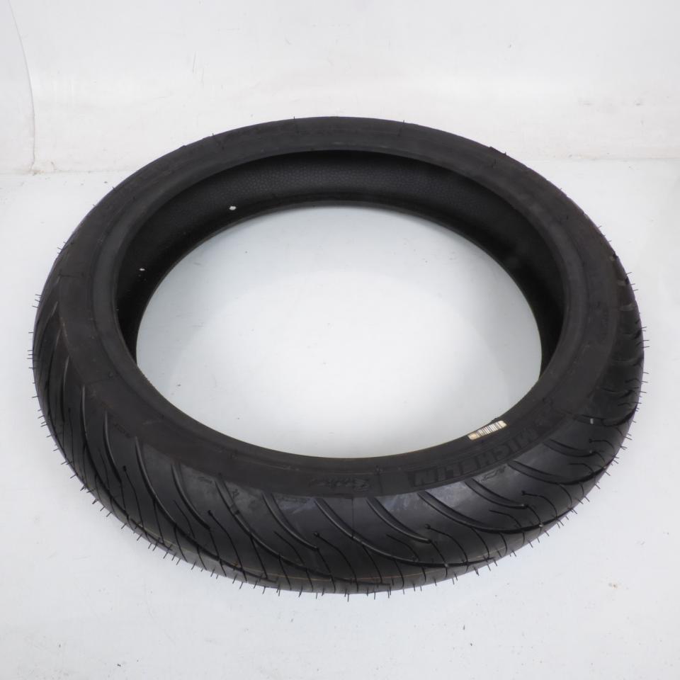 Pneu 120-70-18 Michelin pour Auto Pilot Road 3 59W Neuf
