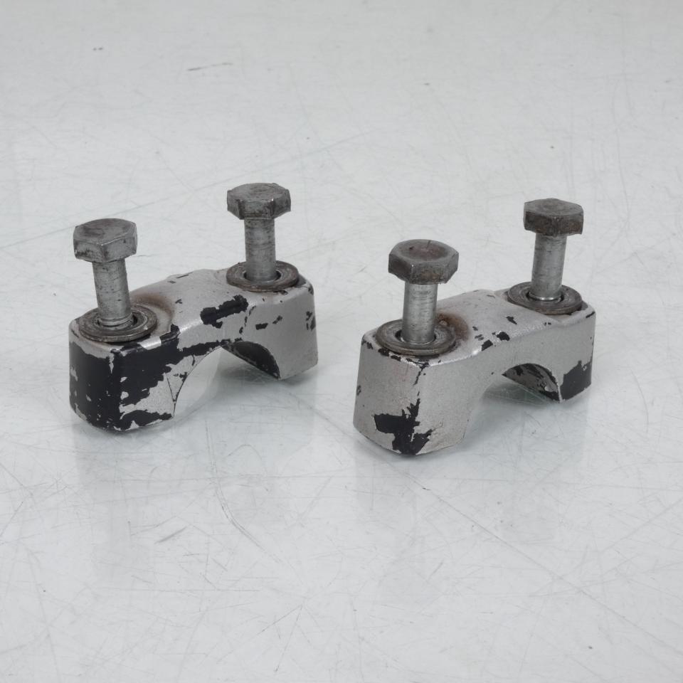 Pontet de guidon pour Honda MT