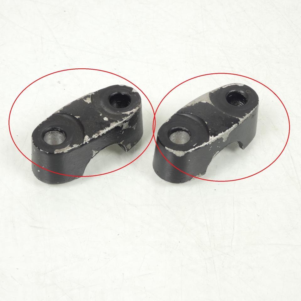 Paire pontet de guidon supérieur pour moto Honda 125 Cb Twin 1978 à 2001 95014-22200