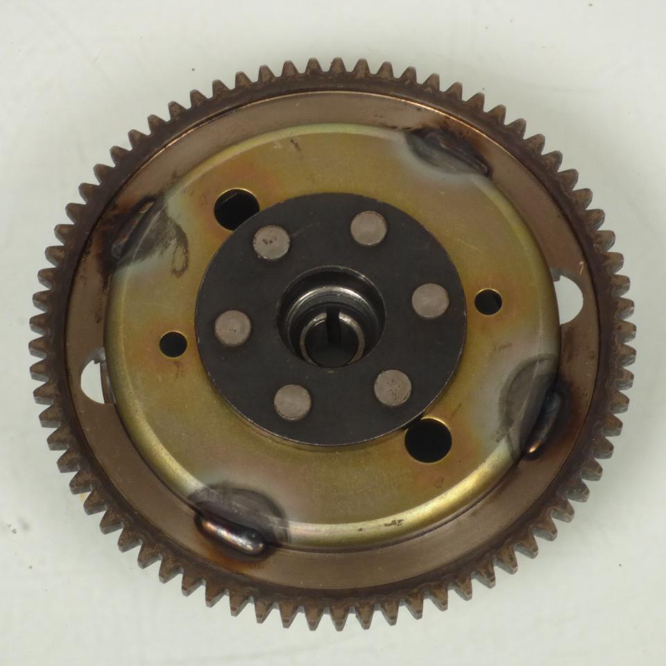 Volant magnétique d allumage Générique pour Deux Roues Generic 50 NC 6220029 / IE40OMB2JL160607BD Occasion