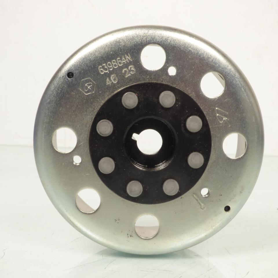 Volant magnétique d allumage origine pour Scooter Piaggio 50 NTT 584526 Neuf