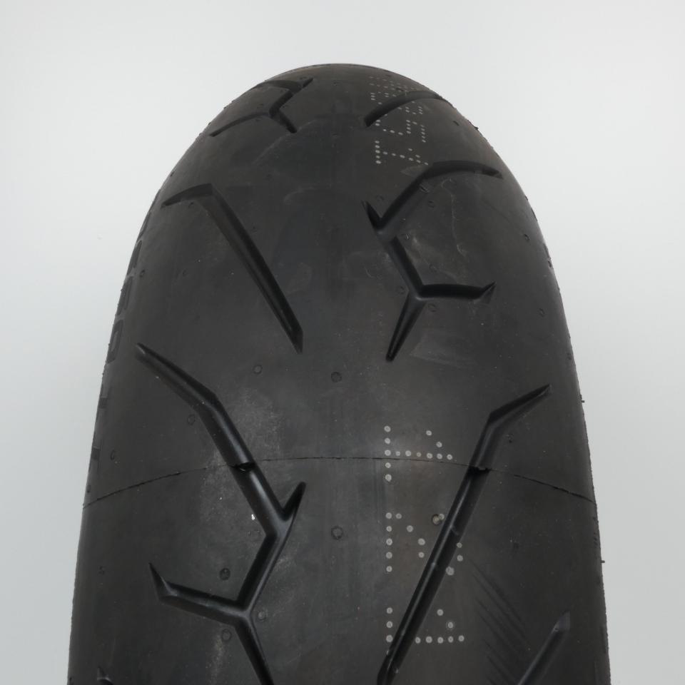 Pneu arrière 160-60-17 Pirelli Diablo Rosso II 160/60 R 17 69H pour moto Neuf