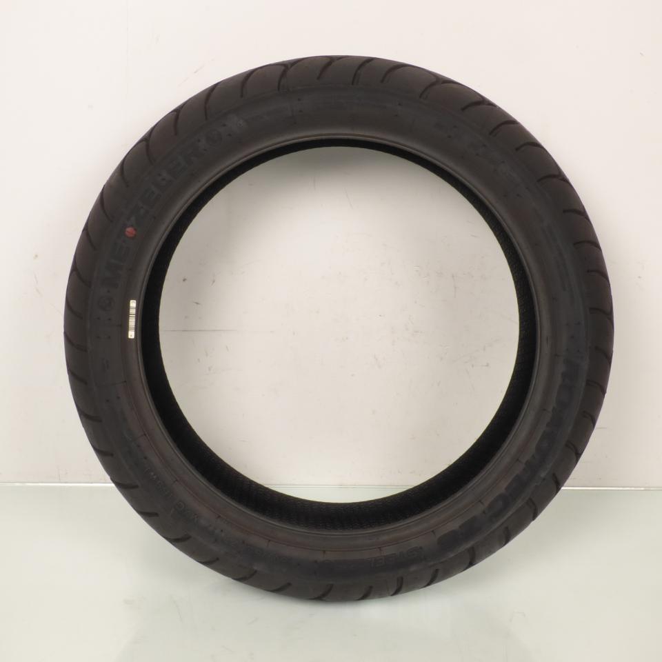 Pneu arrière 160/60-17 Metzeler Roadtec Z6 Rear 69W pour moto Kawasaki 650 ER6-N