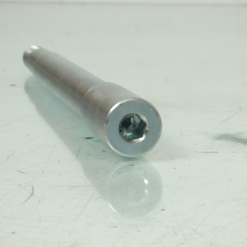 Axe roue avant pour moto Beta 125 RR Enduro 4T 021.41.001.00.00 Ø17xL228mm