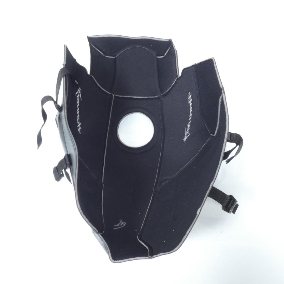 Tapis de réservoir noir Bagster pour moto Honda 750 Hornet 2023 1819U Neuf