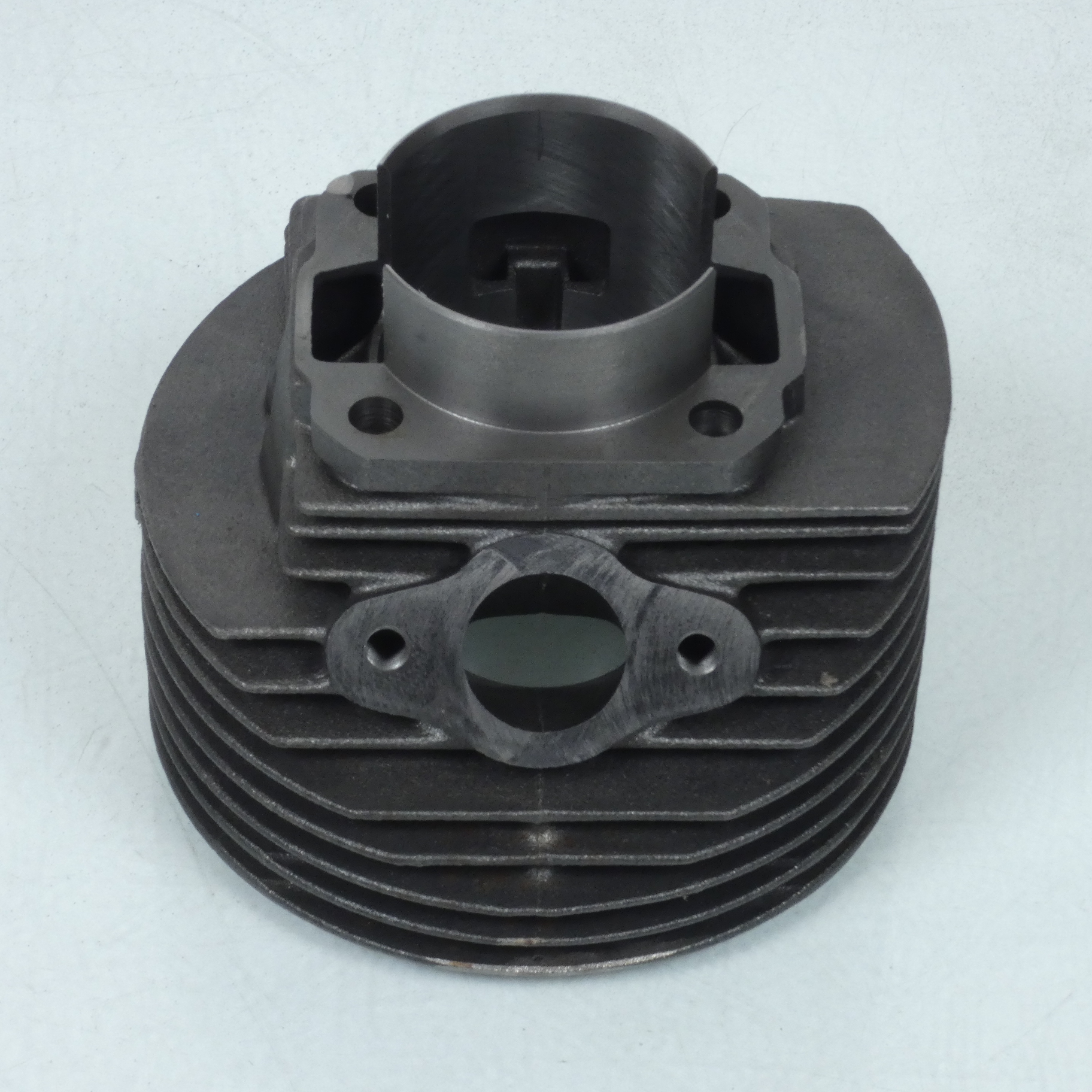 Haut moteur Ø57mm Polini pour scooter Piaggio 125 Vespa Primavera Et3 140.0050/R