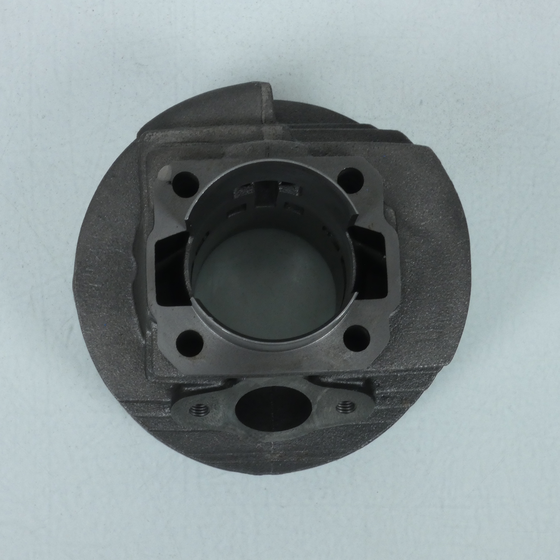 Haut moteur Ø57mm Polini pour scooter Piaggio 125 Vespa Primavera Et3 140.0050/R