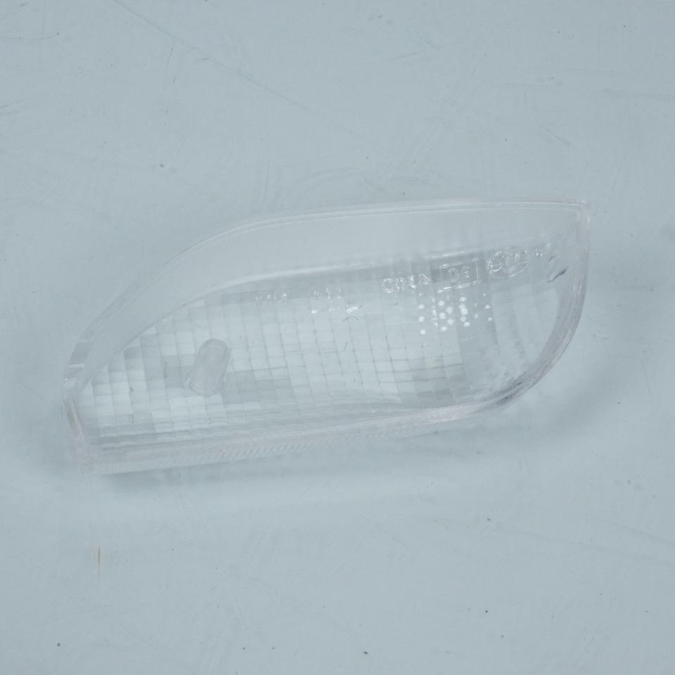 Cabochon de clignotant AVD pour scooter Aprilia 50 Scarabeo 2002-2006 AP8224423
