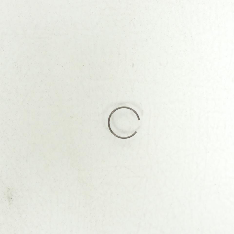 Pièce moteur diverse origine pour Scooter Peugeot 125 Django 801009 / Clip axe piston Ø15mm Neuf