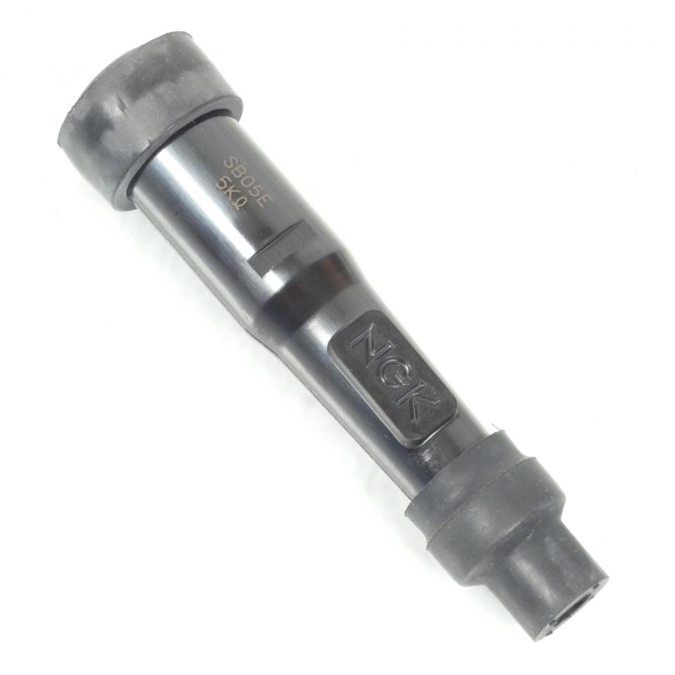 Antiparasite NGK pour moto SB05E / 8374 avec olive 5 Kohm Neuf