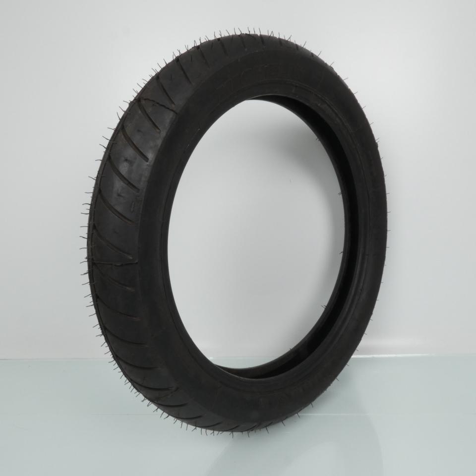 Pneu 100-90-18 pour Michelin