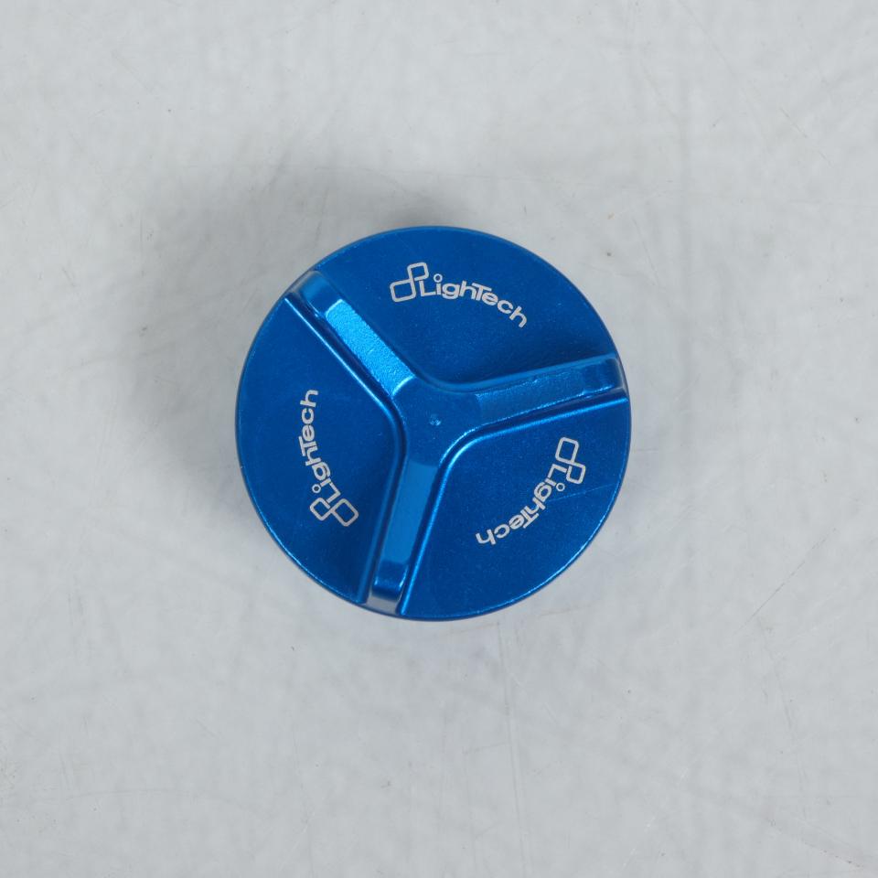 Bouchon niveau huile Bleu ALU M26 pas 3.0 Lightech pour moto Yamaha 600 YZF-R6