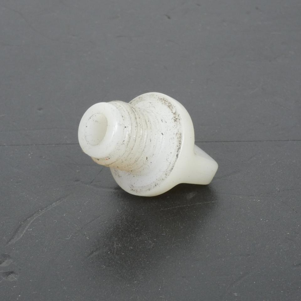 Bouchon niveau huile pour scooter Yamaha 125 X-Max 3VL-E5363-00 Blanc Occasion