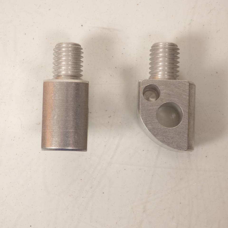 Chape de repose pied Mad pour Auto Yamaha YA04 Neuf