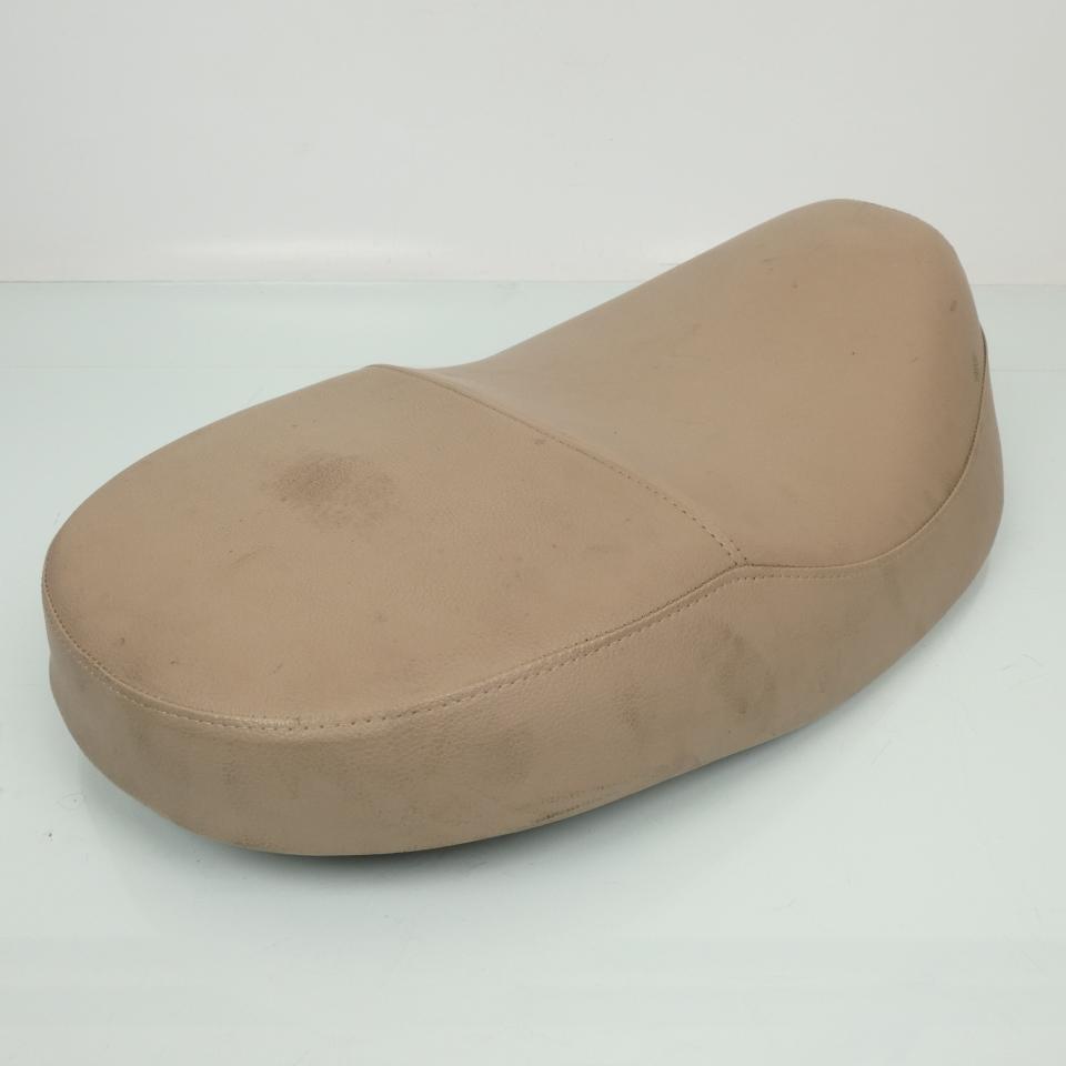 Selle biplace simili cuir beige origine pour scooter Occasion