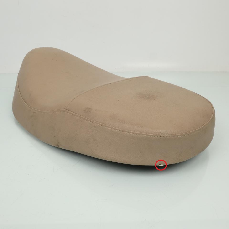Selle biplace simili cuir beige origine pour scooter Occasion