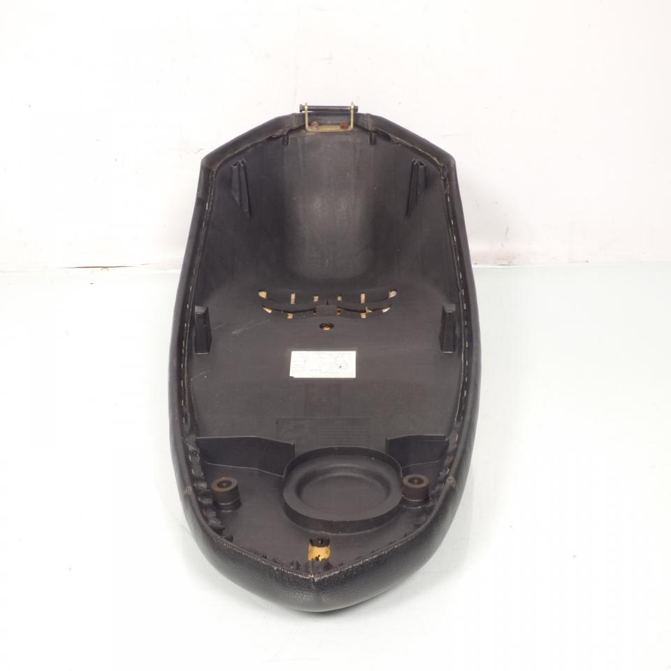 Selle biplace origine pour Scooter Peugeot 50 Kisbee 4T 2013 à 2017 Occasion