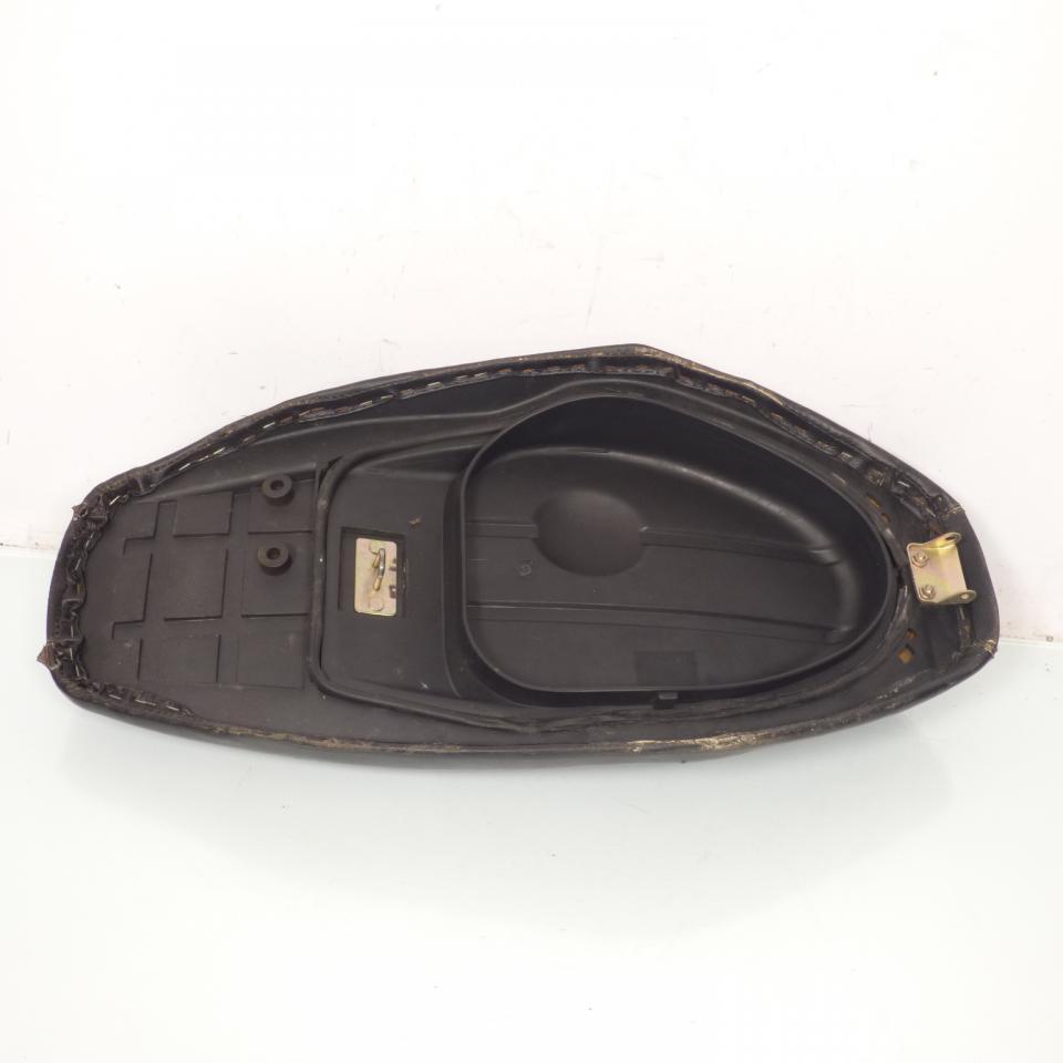 Selle biplace pour Scooter Peugeot 50 V-Clic 4T 759359N VGAAGAAAA Occasion