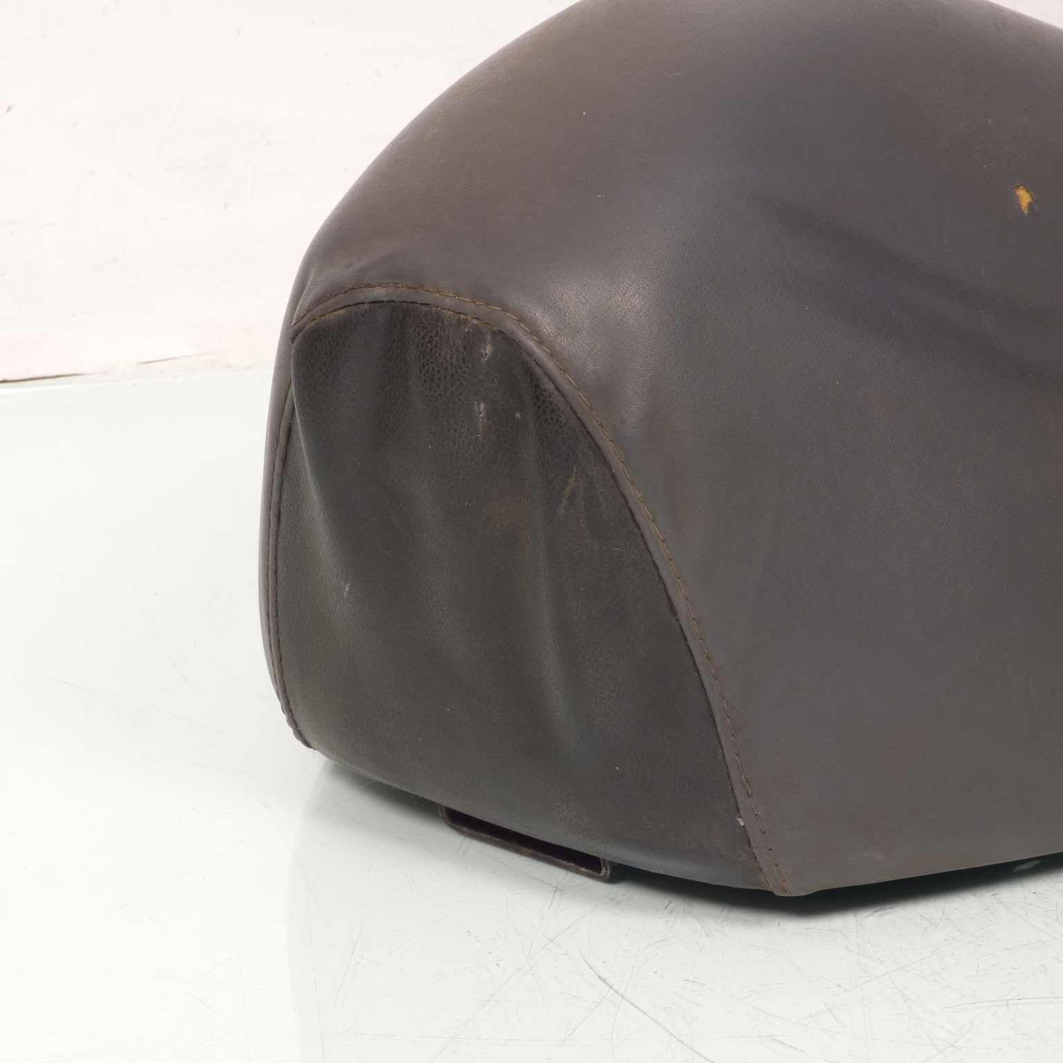 Selle biplace origine pour scooter Peugeot 50 Buxy 1994 à 1997 Occasion
