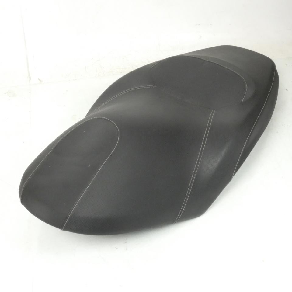 Selle biplace pour scooter MBK 125 Skycruiser 2009 COD.1C0-F4730-00 1C0F473000