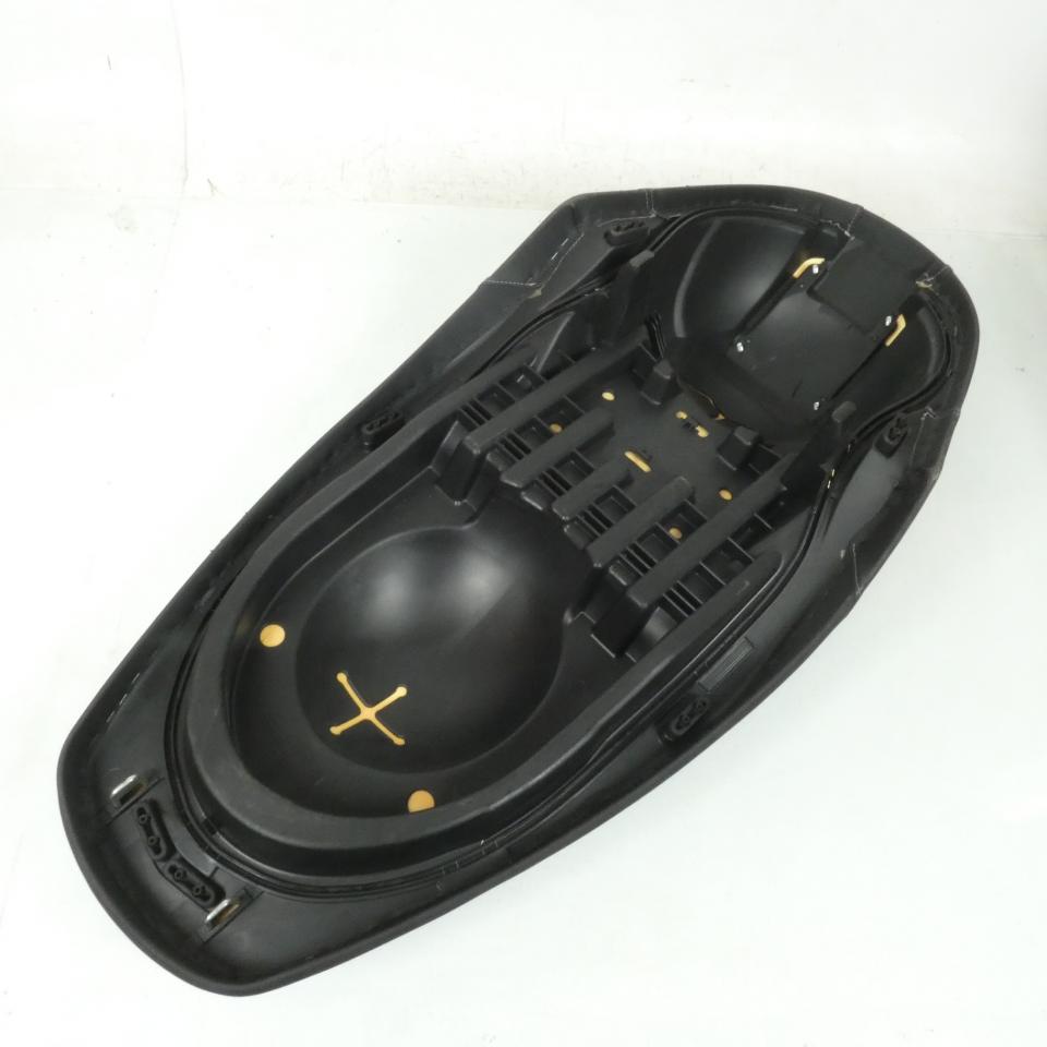 Selle biplace pour scooter MBK 125 Skycruiser 2009 COD.1C0-F4730-00 1C0F473000