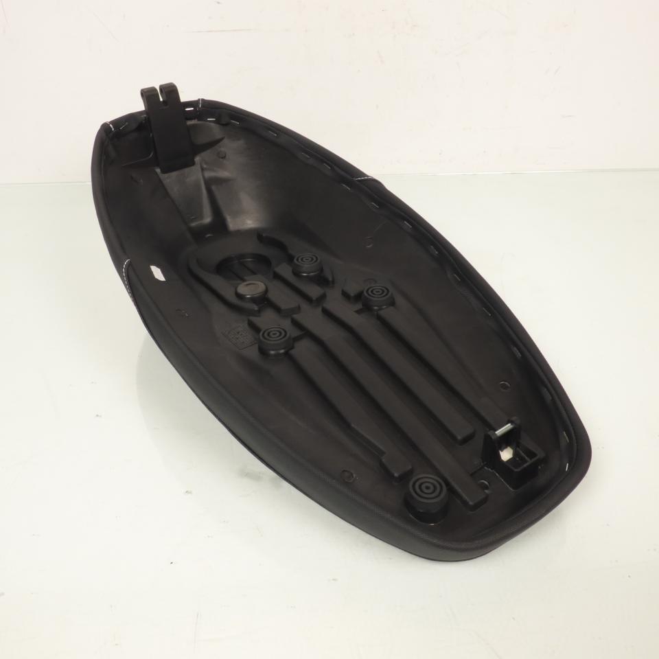 Selle noire biplace RSM pour scooter Yamaha 50 Slider 5JH-F4730 Neuf