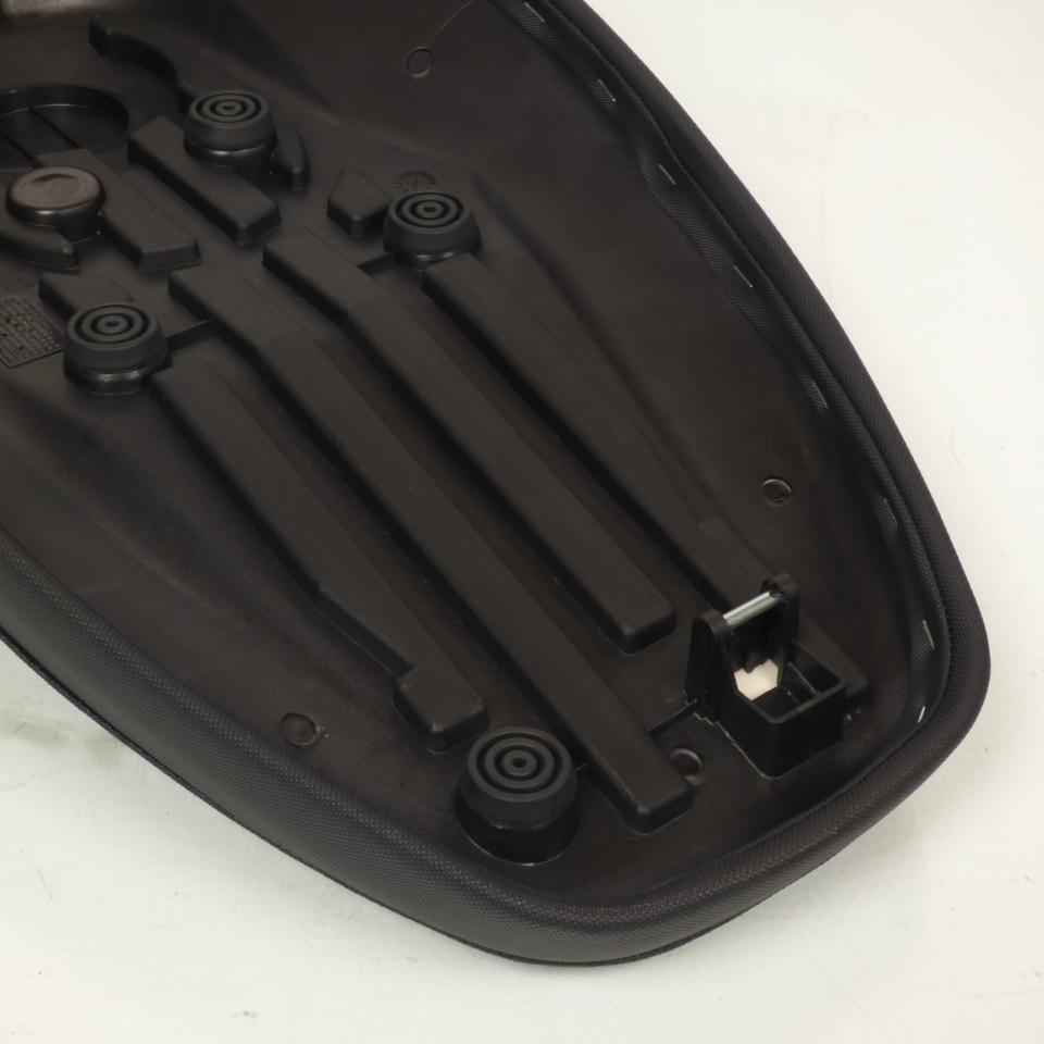 Selle noire biplace RSM pour scooter Yamaha 50 Slider 5JH-F4730 Neuf